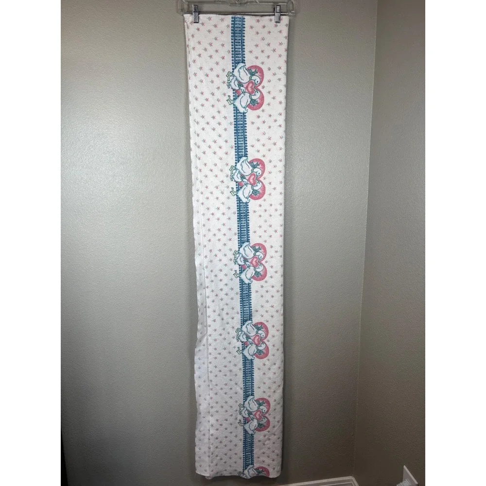 Vintage Goose Tablecloth Cottagecore Grandmacore Floral 64X50 White